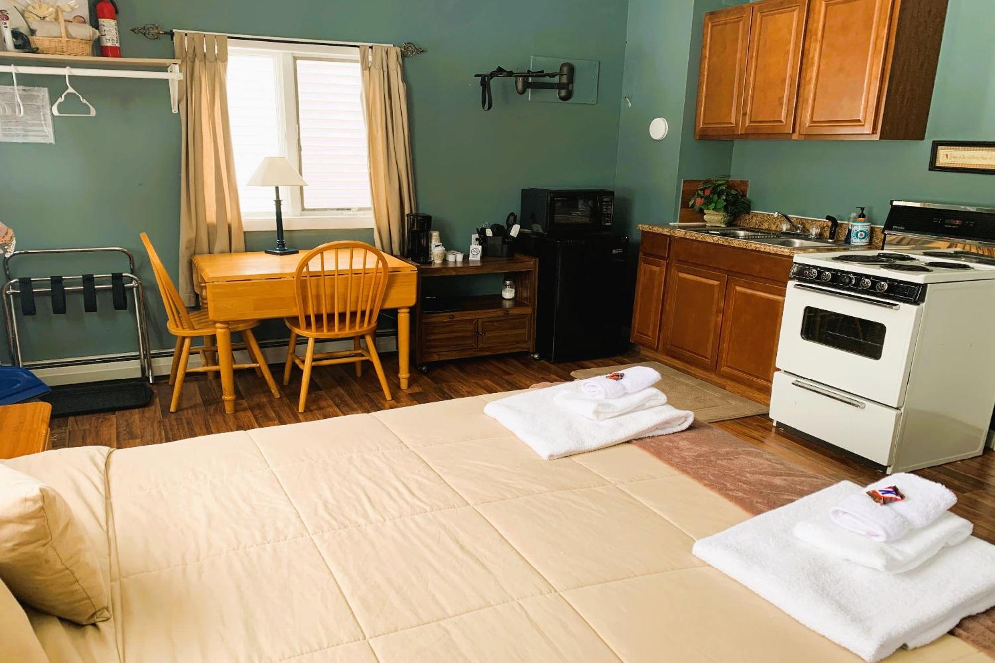 Love Hotels St John River By Oyo At Fort Kent Me Saint John Plantation Dış mekan fotoğraf