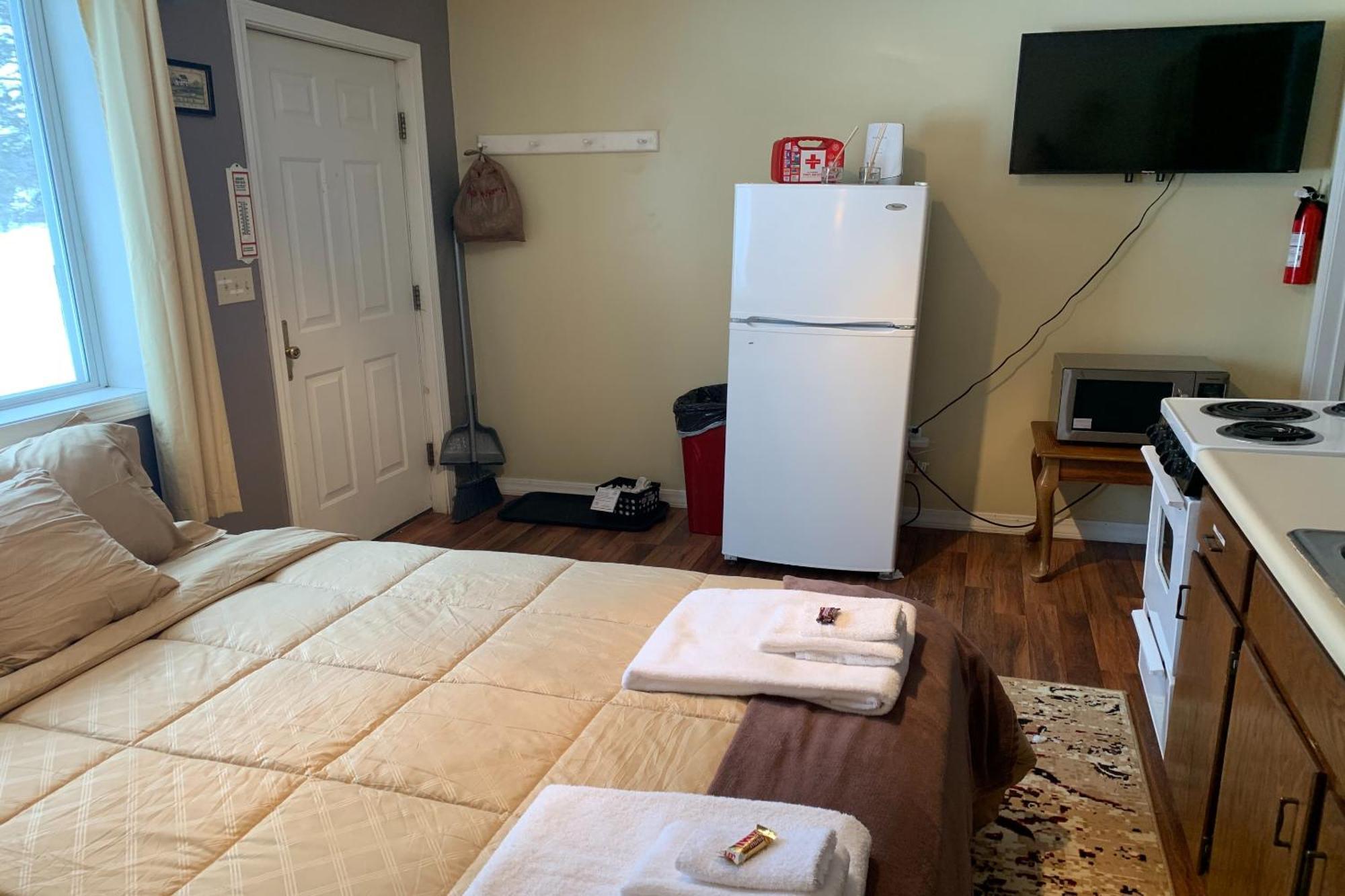 Love Hotels St John River By Oyo At Fort Kent Me Saint John Plantation Dış mekan fotoğraf
