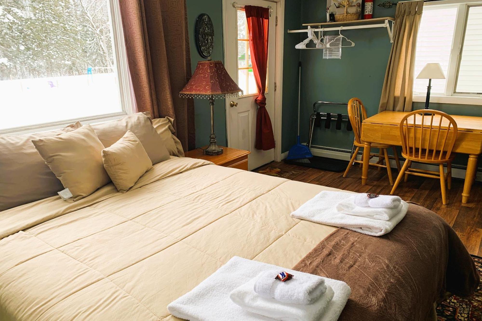 Love Hotels St John River By Oyo At Fort Kent Me Saint John Plantation Dış mekan fotoğraf