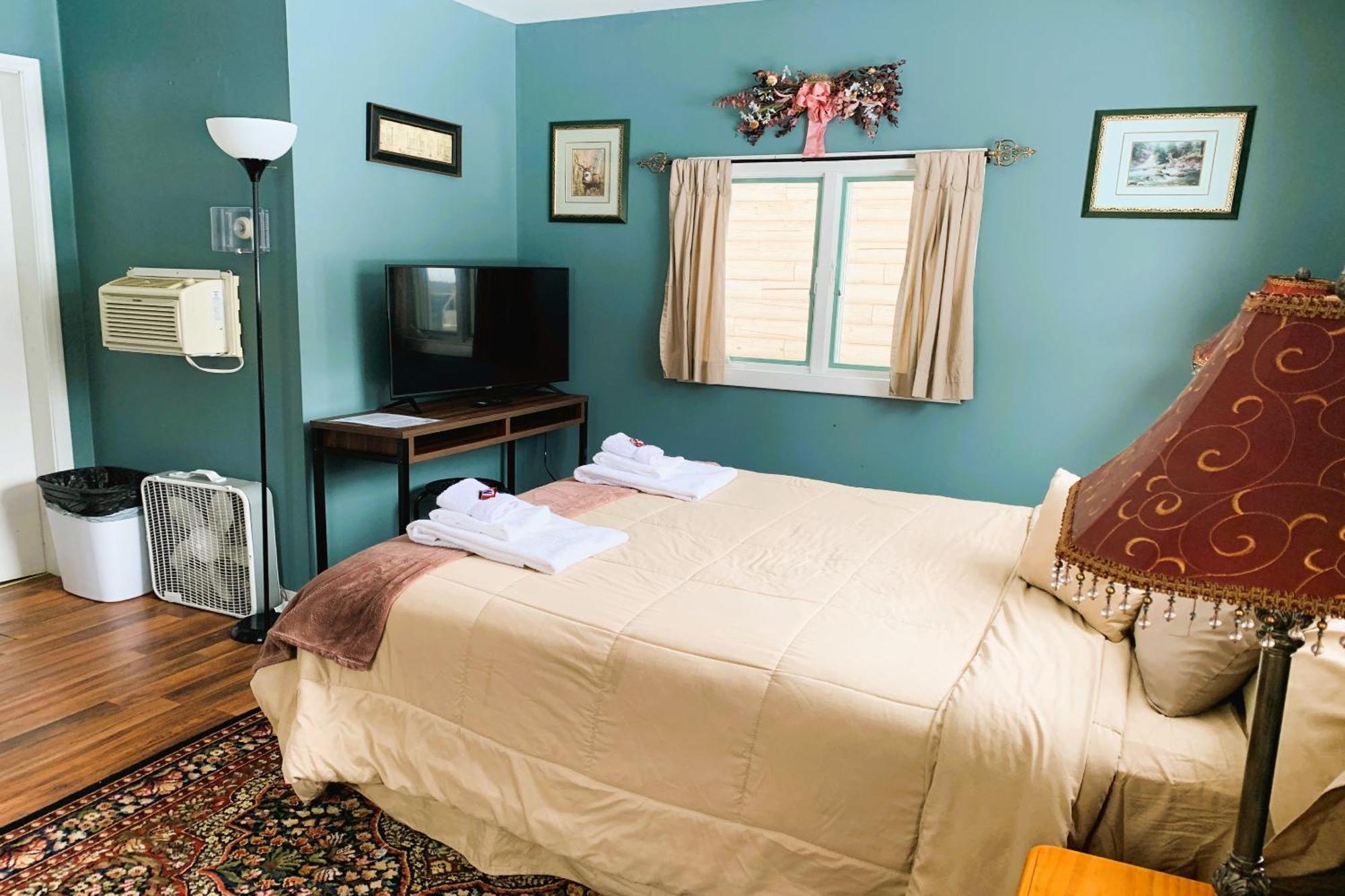 Love Hotels St John River By Oyo At Fort Kent Me Saint John Plantation Dış mekan fotoğraf